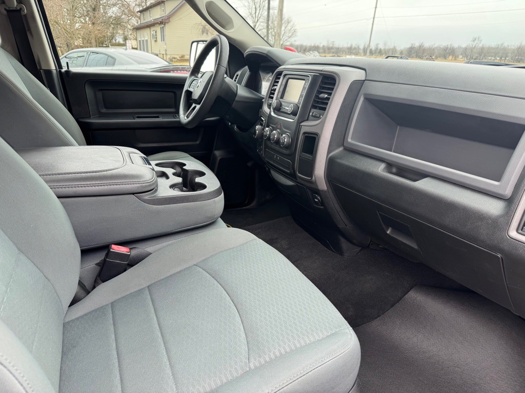 2018 RAM 1500 Image 8