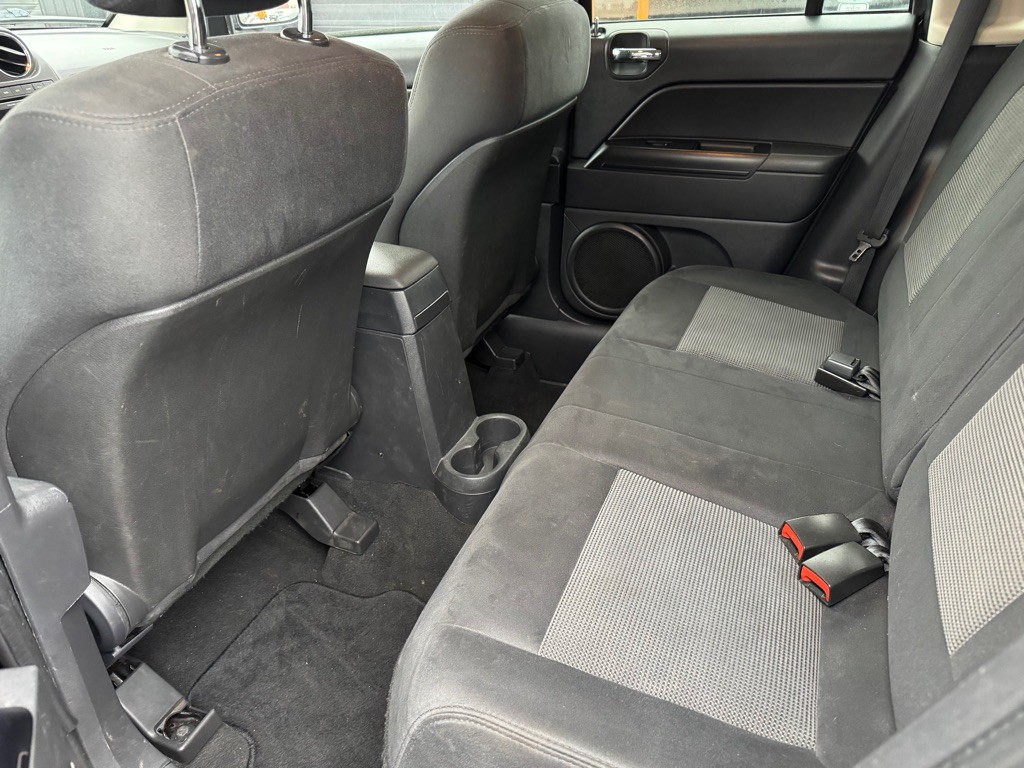 2012 Jeep Compass Image 6