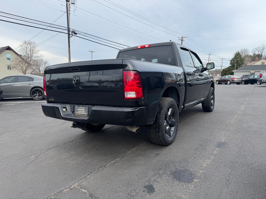 2015 RAM 1500 Image 3