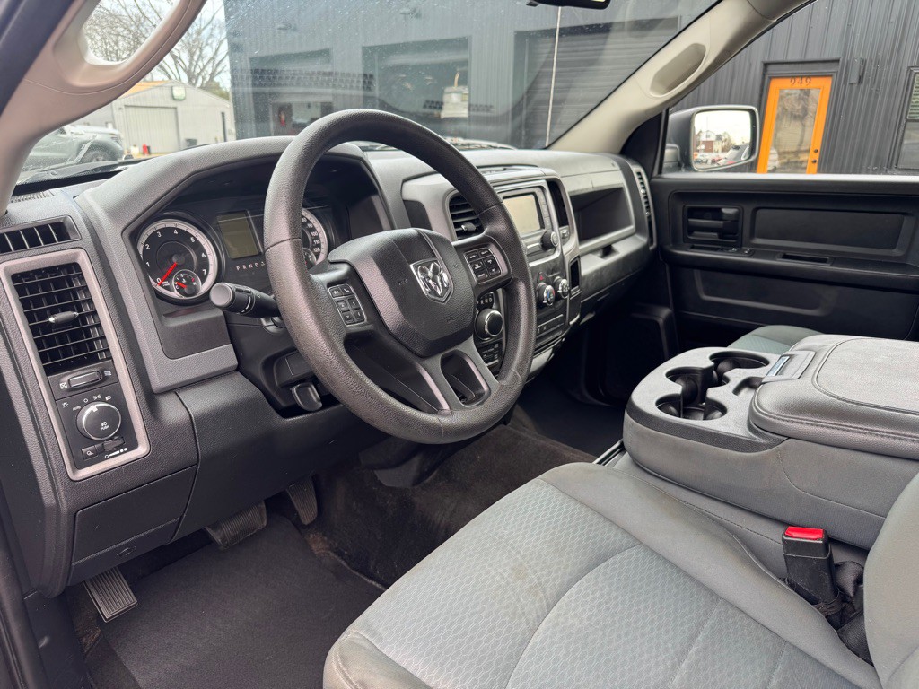 2015 RAM 1500 Image 5