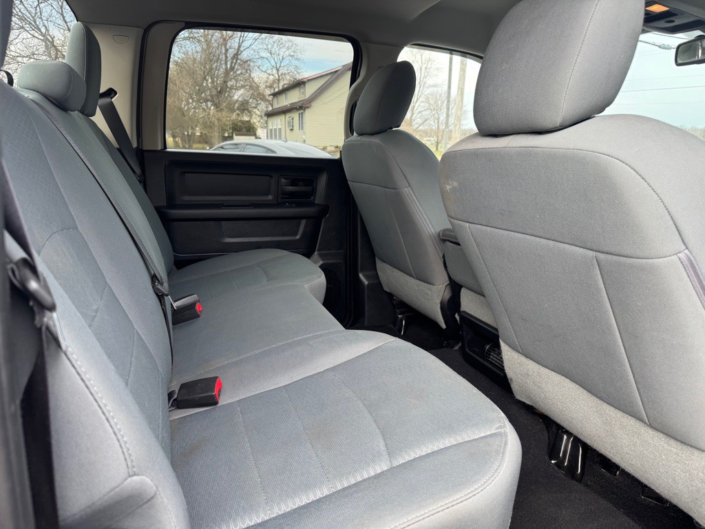 2015 RAM 1500 Image 7