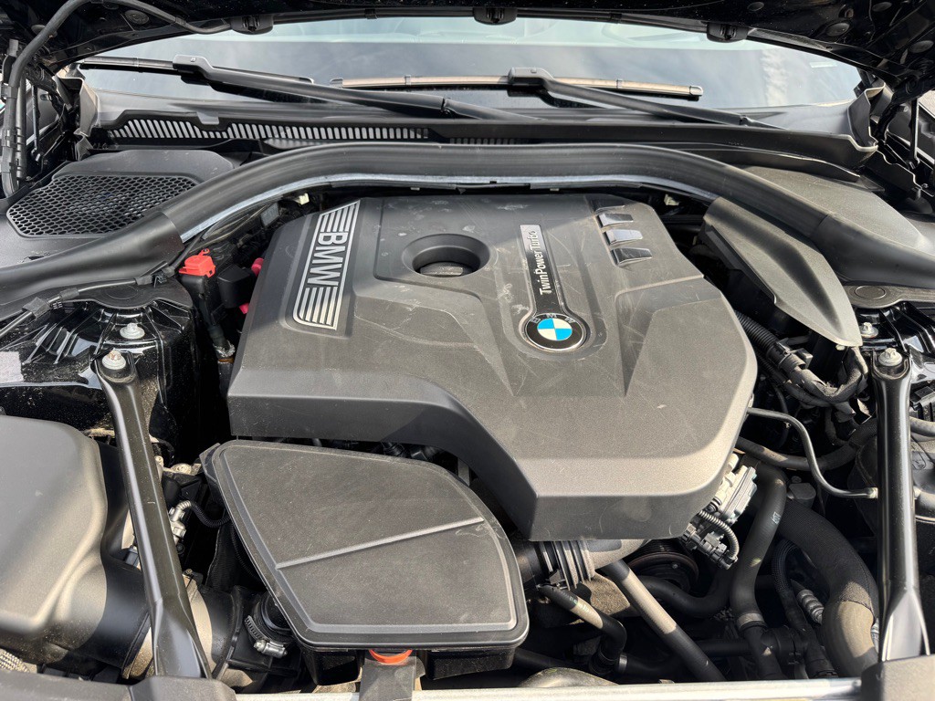 2017 BMW 5 Series Image 11
