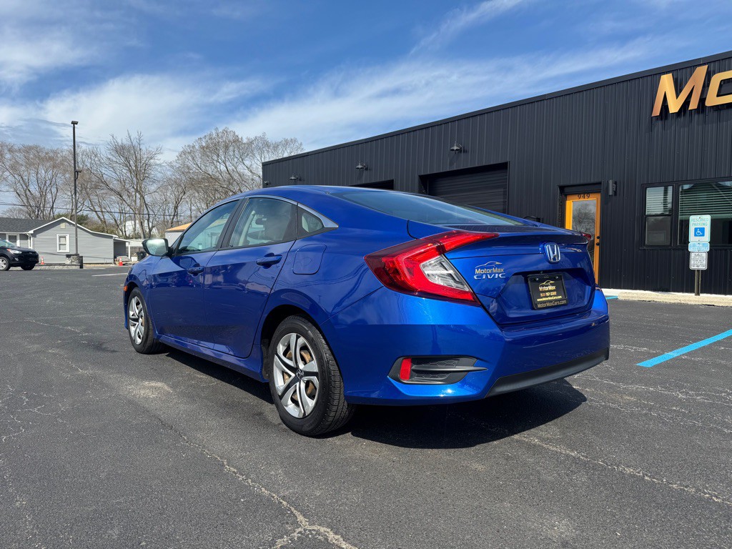 2016 Honda Civic Image 2