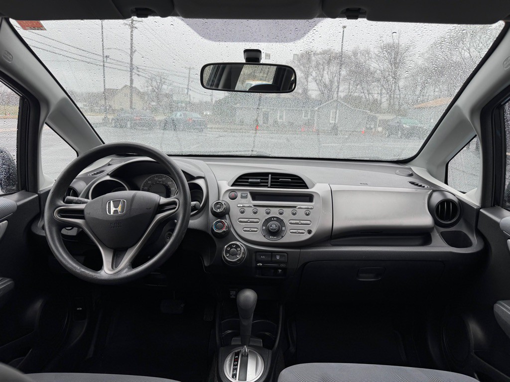 2010 Honda Fit Image 9
