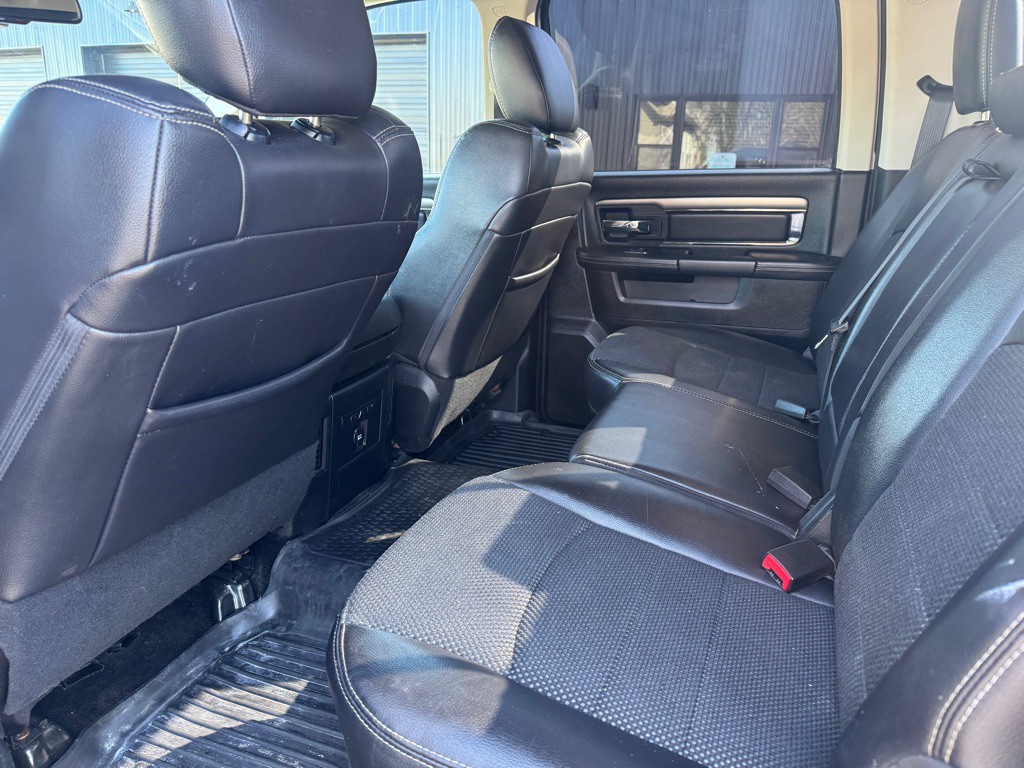 2015 RAM 1500 Image 6