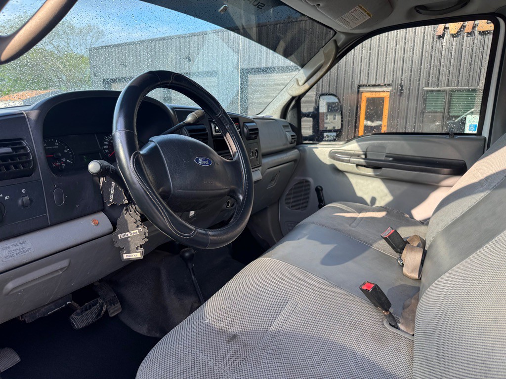 2007 Ford F-350 Image 5