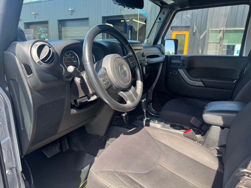 2014 Jeep Wrangler Unlimited Image 5
