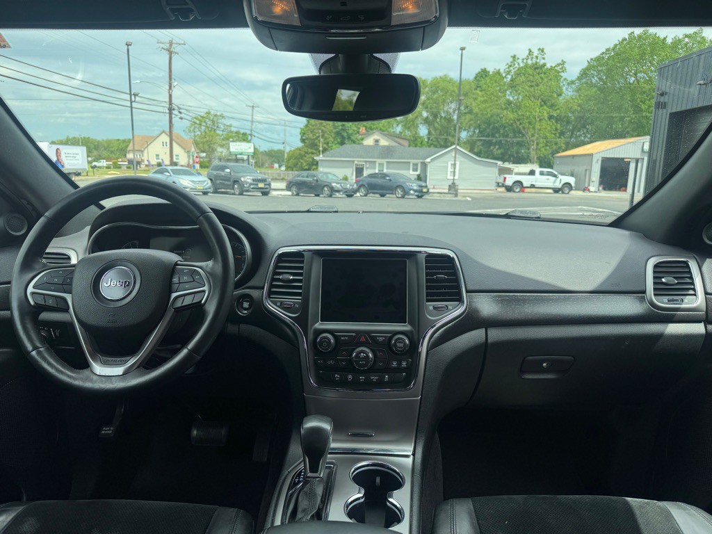 2018 Jeep Grand Cherokee Image 9