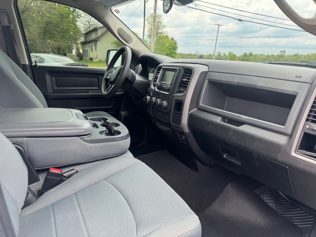 2019 RAM 1500 Image 8
