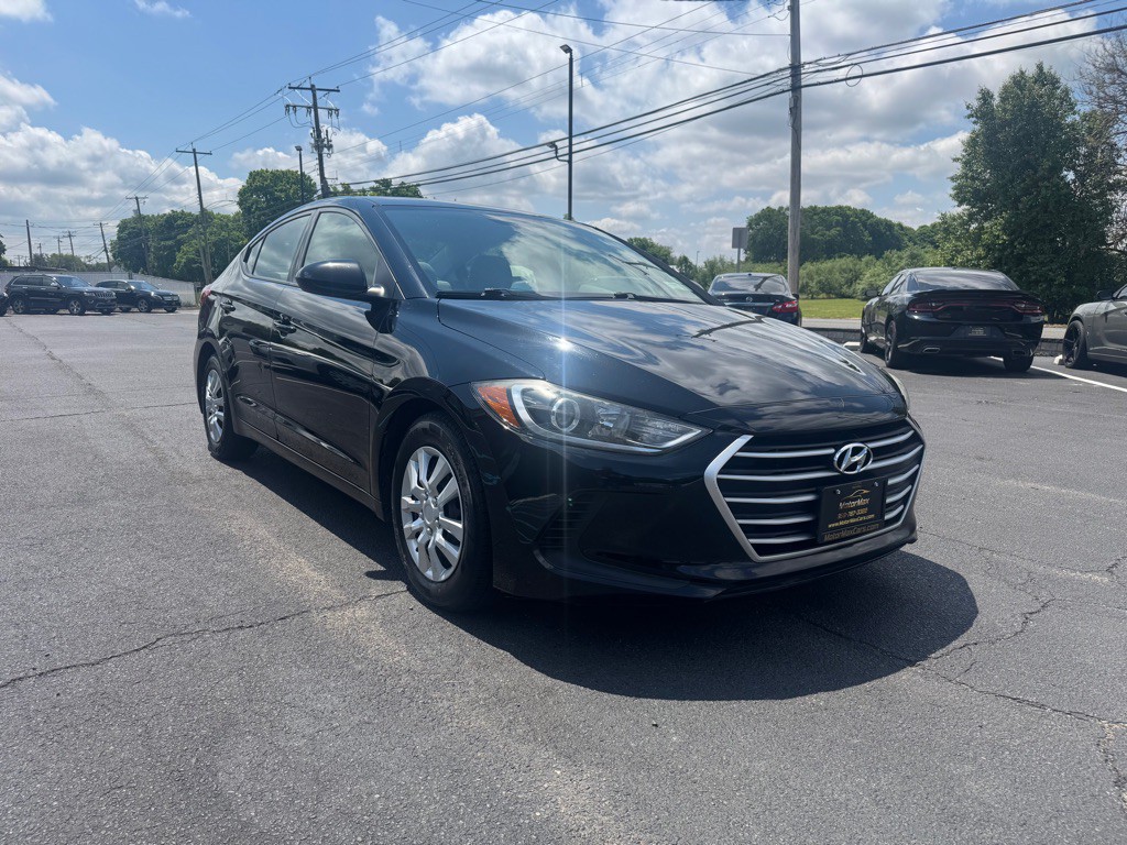 2017 Hyundai Elantra Image 4