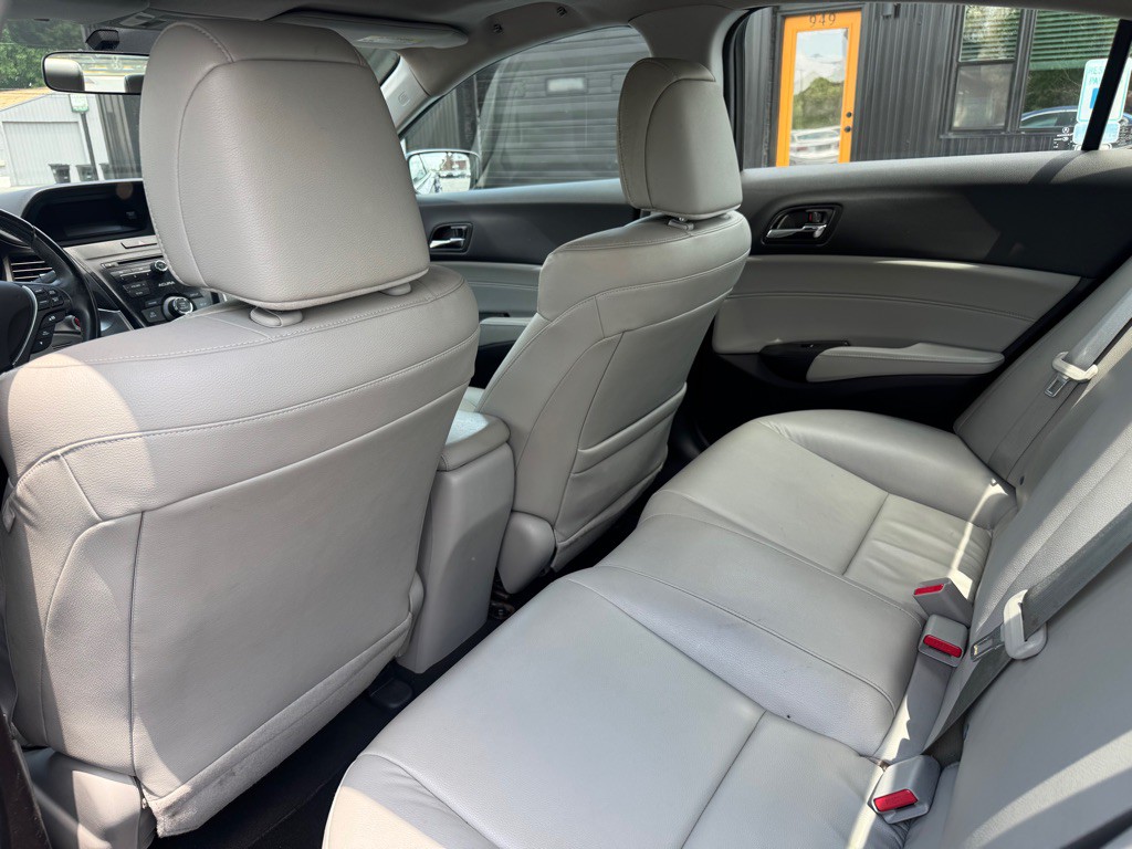 2016 Acura ILX Image 6