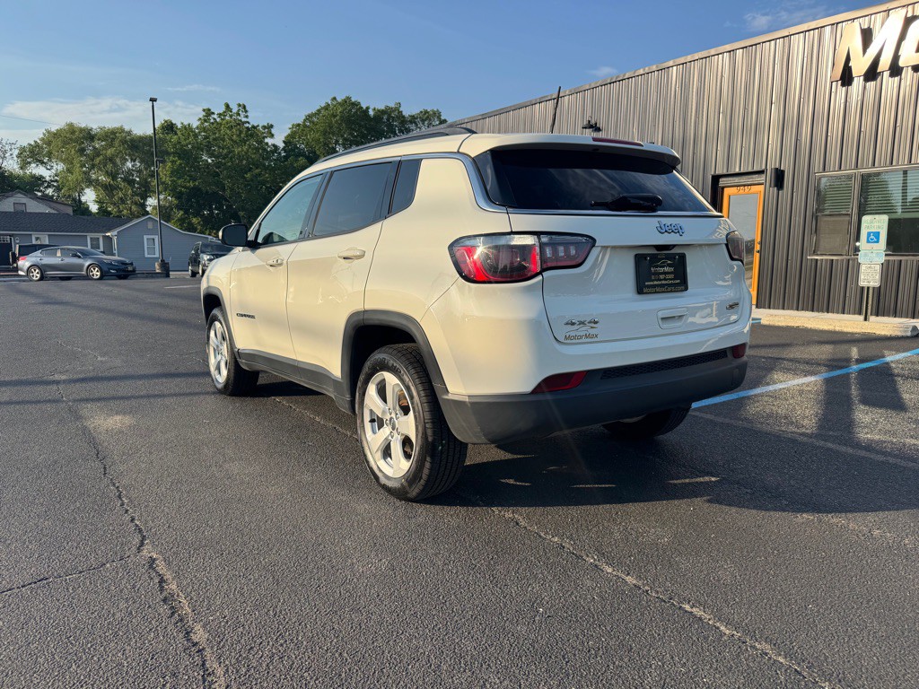2018 Jeep Compass Image 2