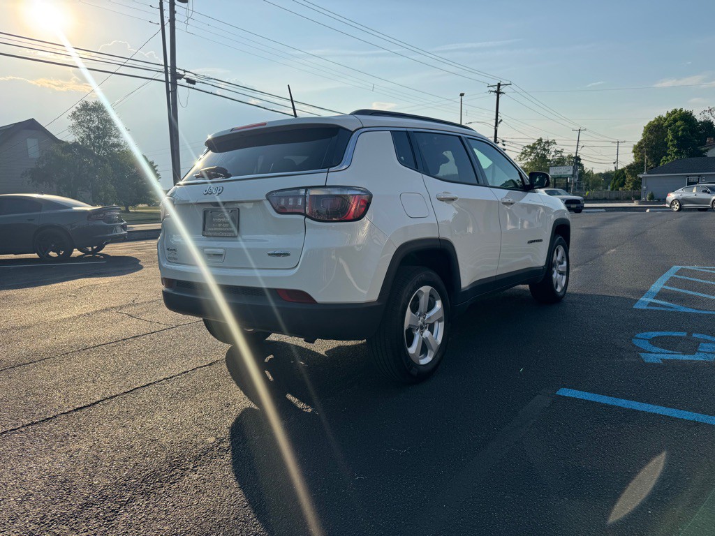 2018 Jeep Compass Image 3