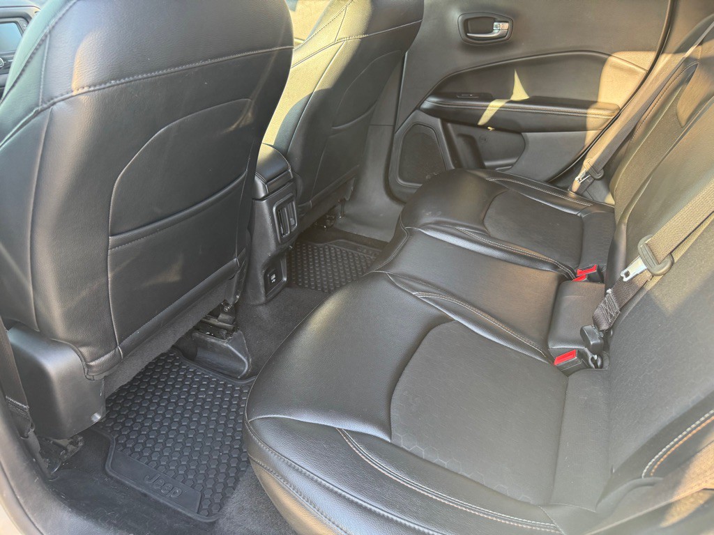 2018 Jeep Compass Image 6