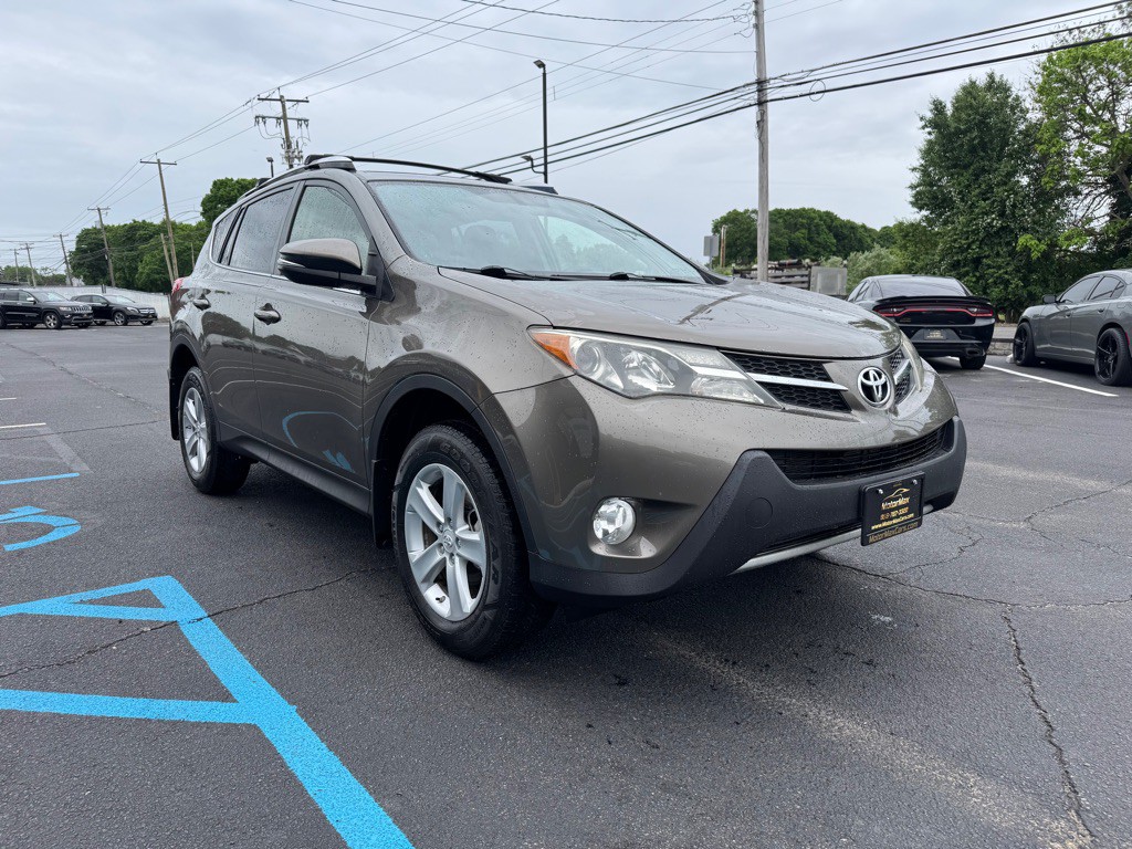 2014 Toyota Rav4 Image 4