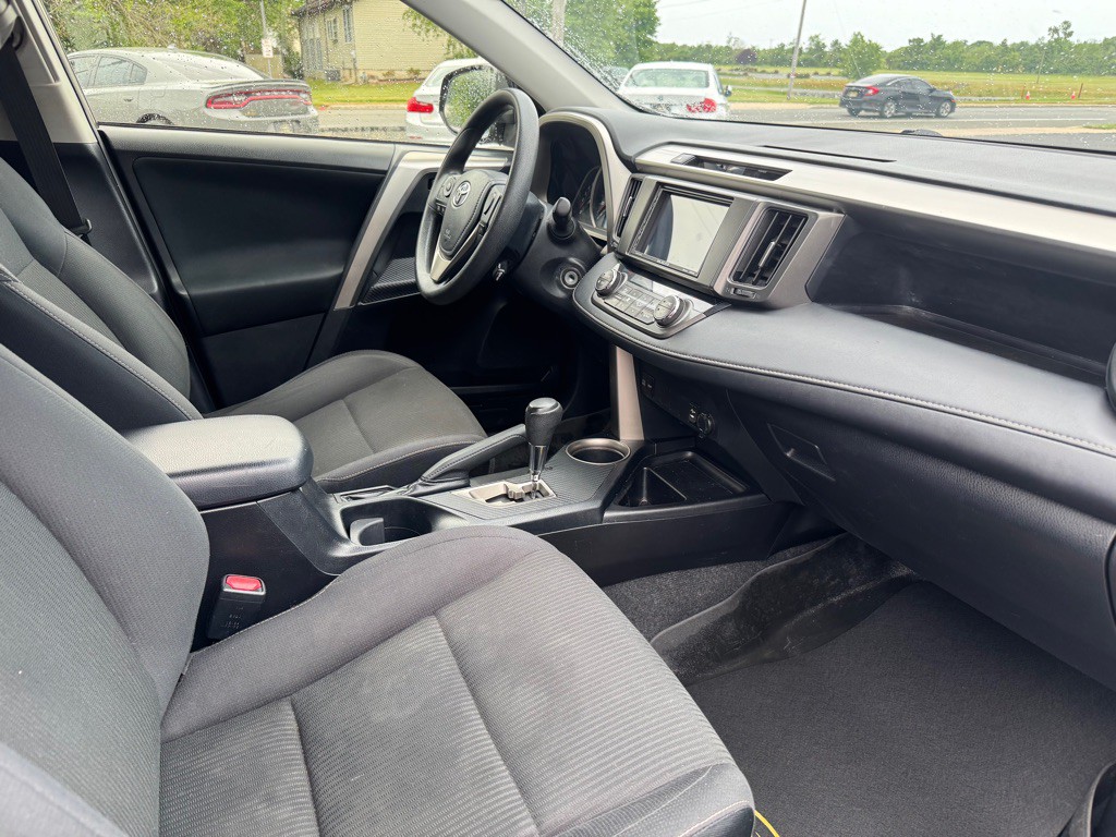 2014 Toyota Rav4 Image 8