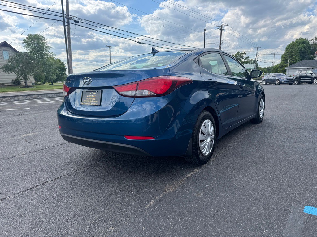 2014 Hyundai Elantra Image 3
