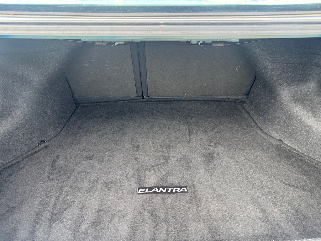 2014 Hyundai Elantra Image 10
