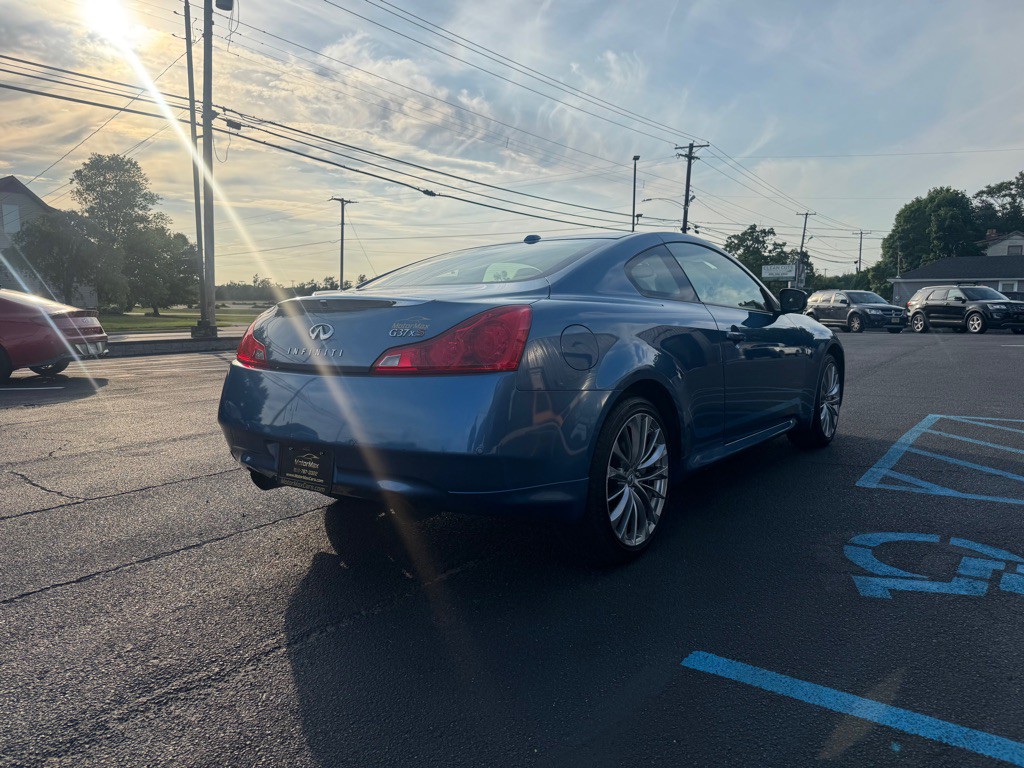 2012 INFINITI G37 Image 3