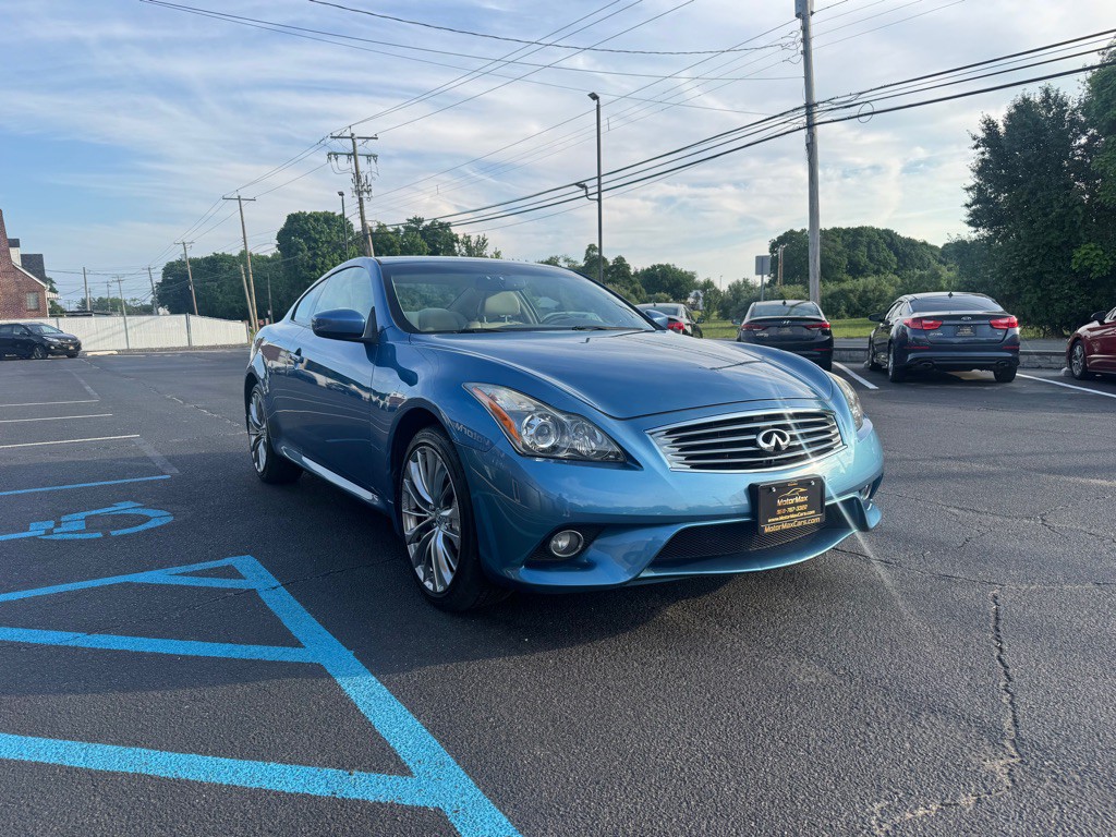 2012 INFINITI G37 Image 4