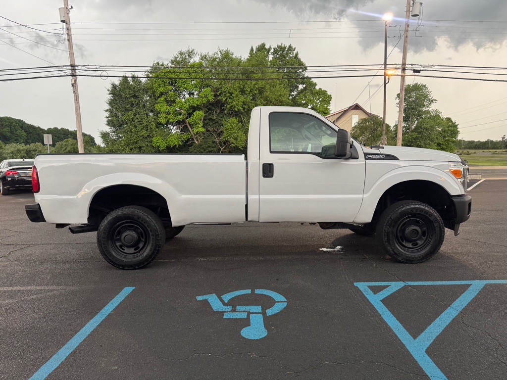 2015 Ford F-250 Image 6