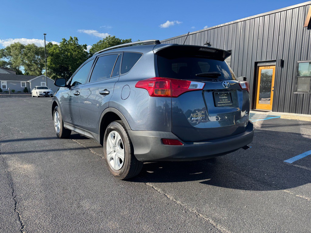 2014 Toyota Rav4 Image 2