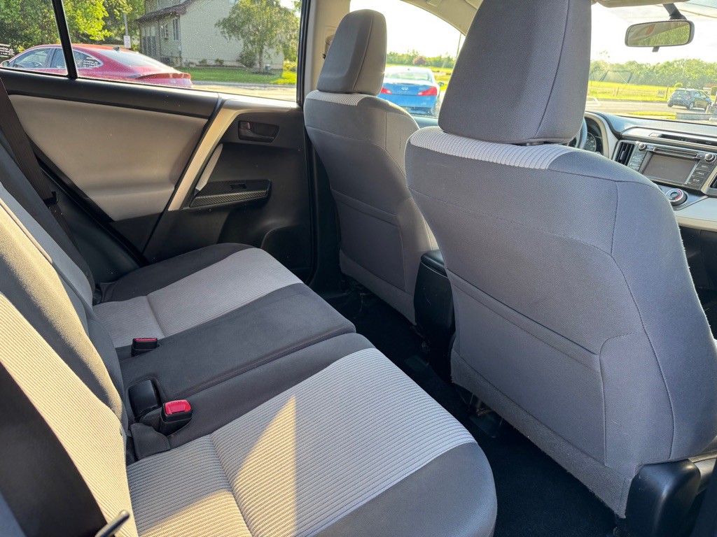 2014 Toyota Rav4 Image 7