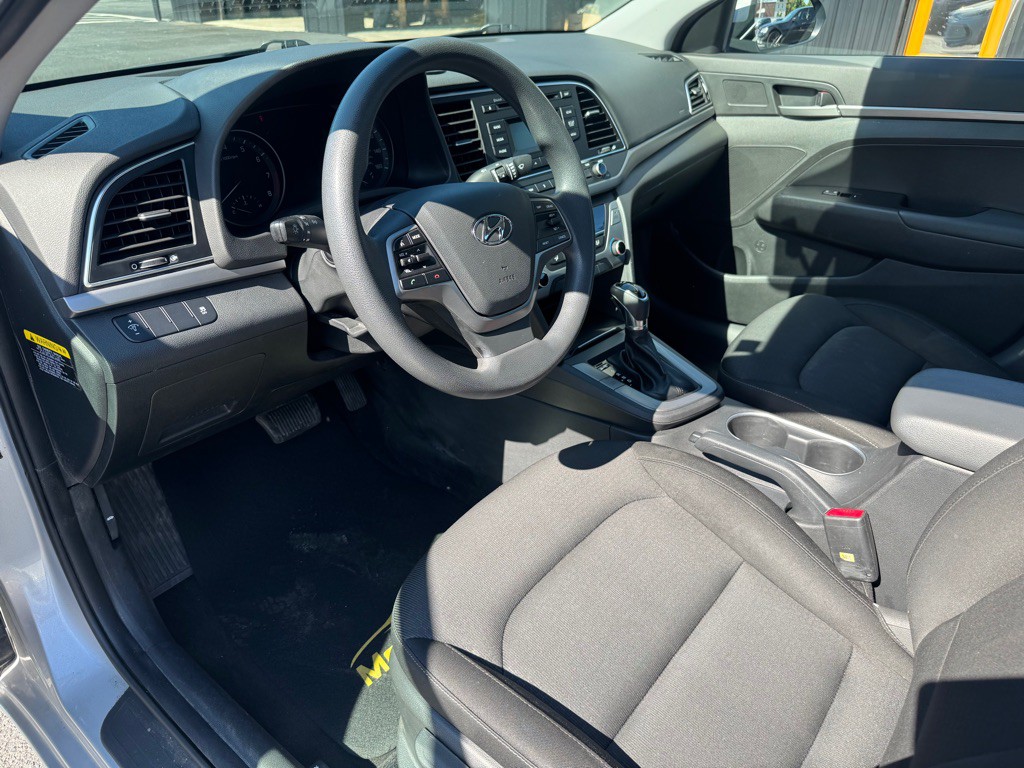 2018 Hyundai Elantra Image 5