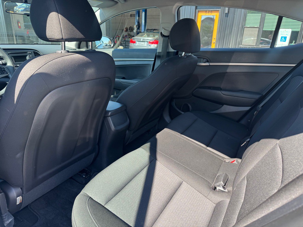 2018 Hyundai Elantra Image 6