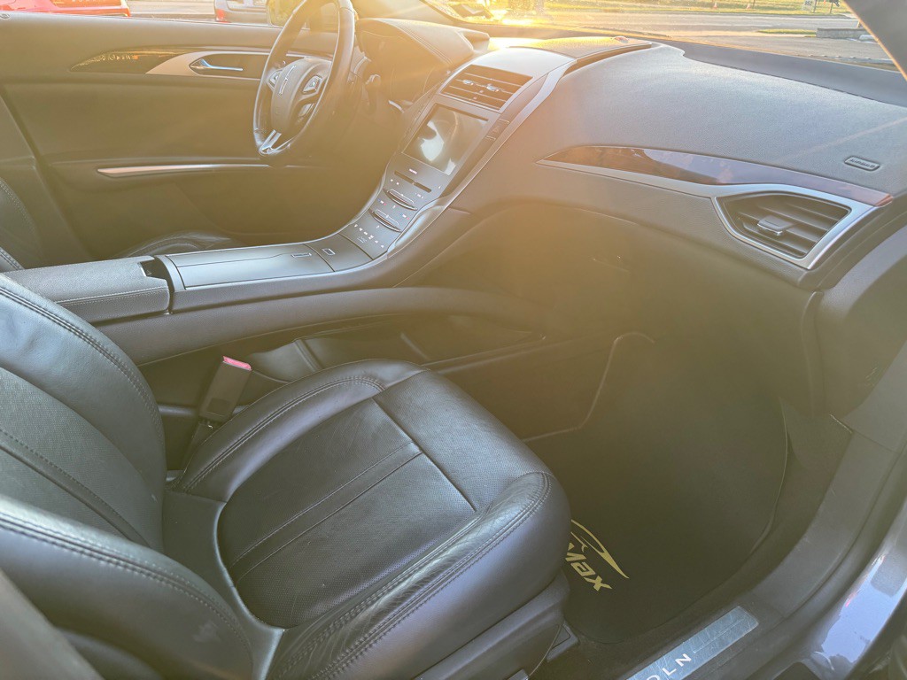 2014 Lincoln MKZ Image 8