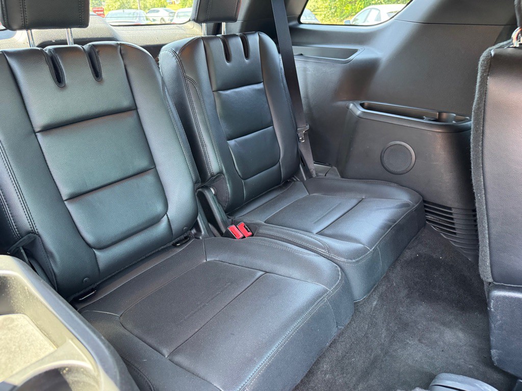 2016 Ford Explorer Image 7