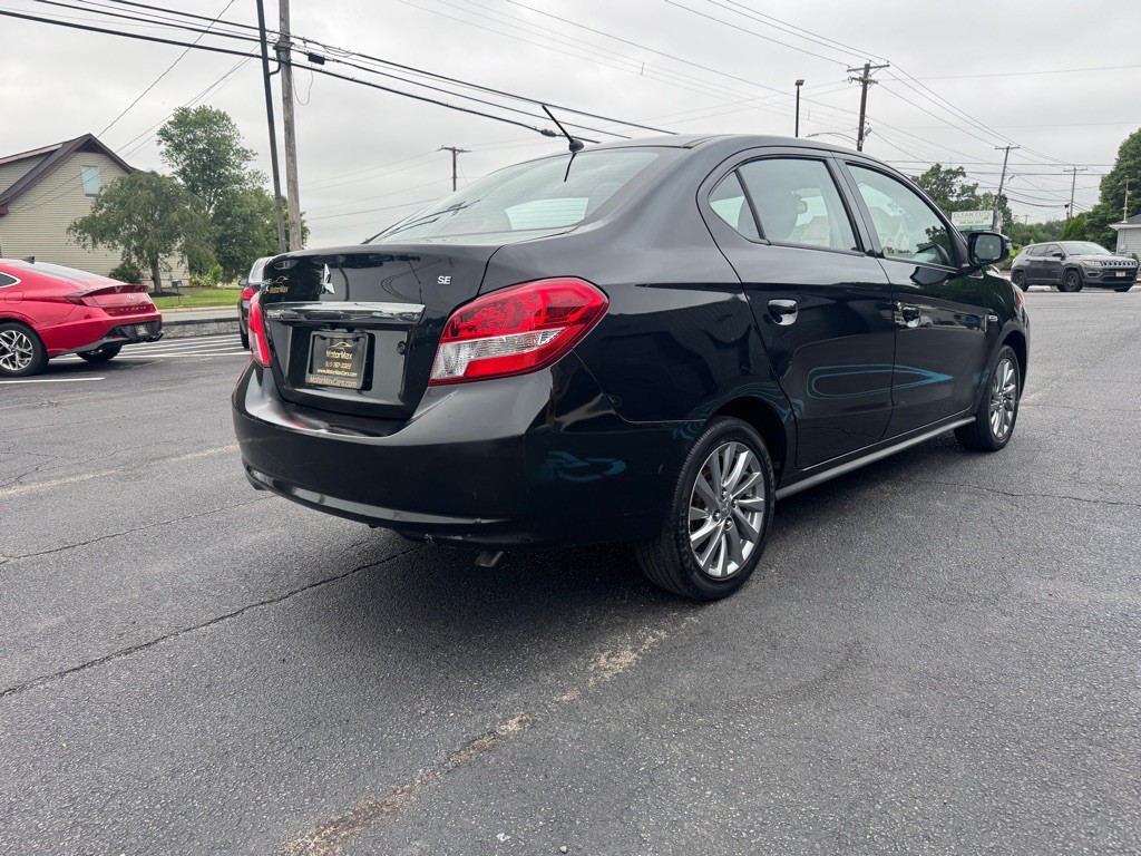 2020 Mitsubishi Mirage Image 3