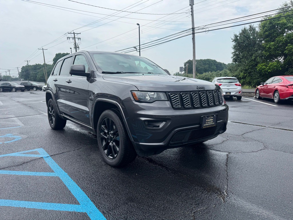 2018 Jeep Grand Cherokee Image 4