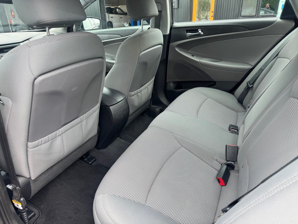 2013 Hyundai Sonata Image 6