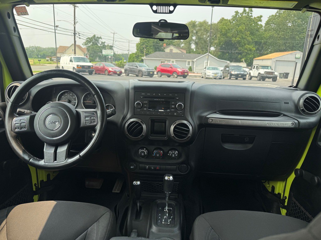 2016 Jeep Wrangler Unlimited Image 9