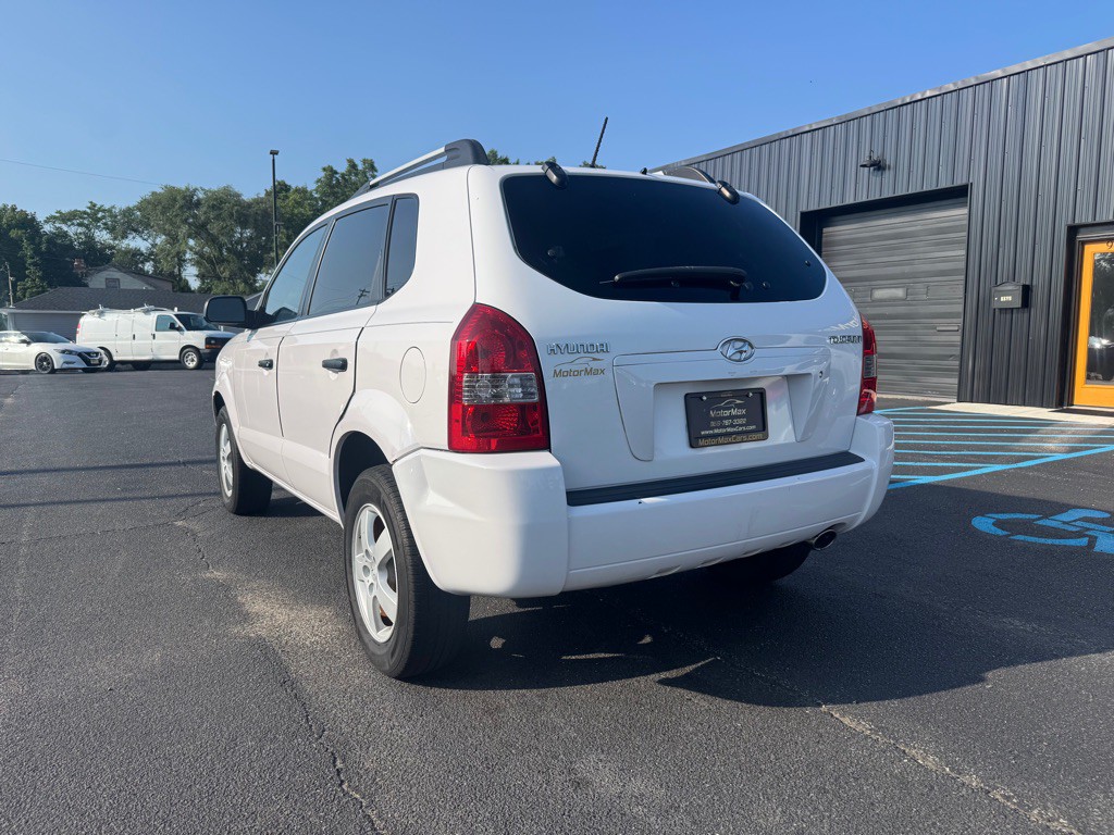 2008 Hyundai Tucson Image 2
