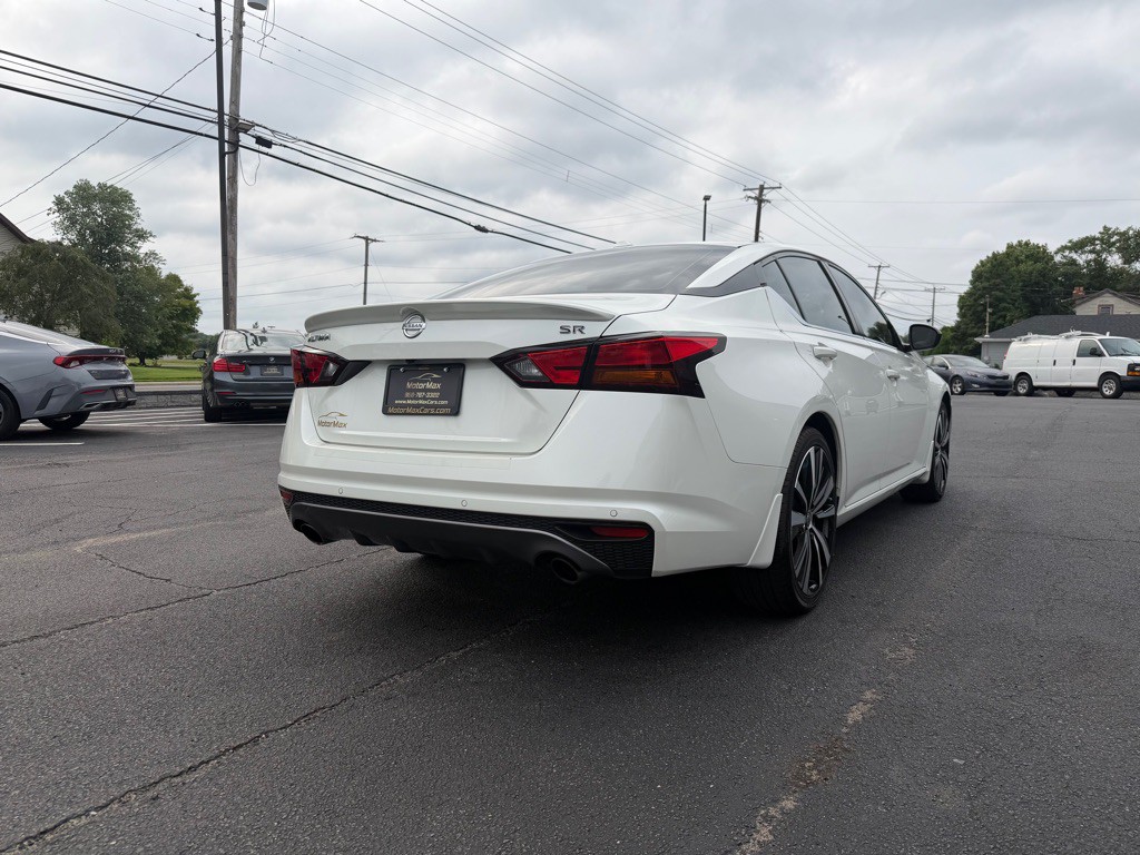 2020 Nissan Altima Image 3
