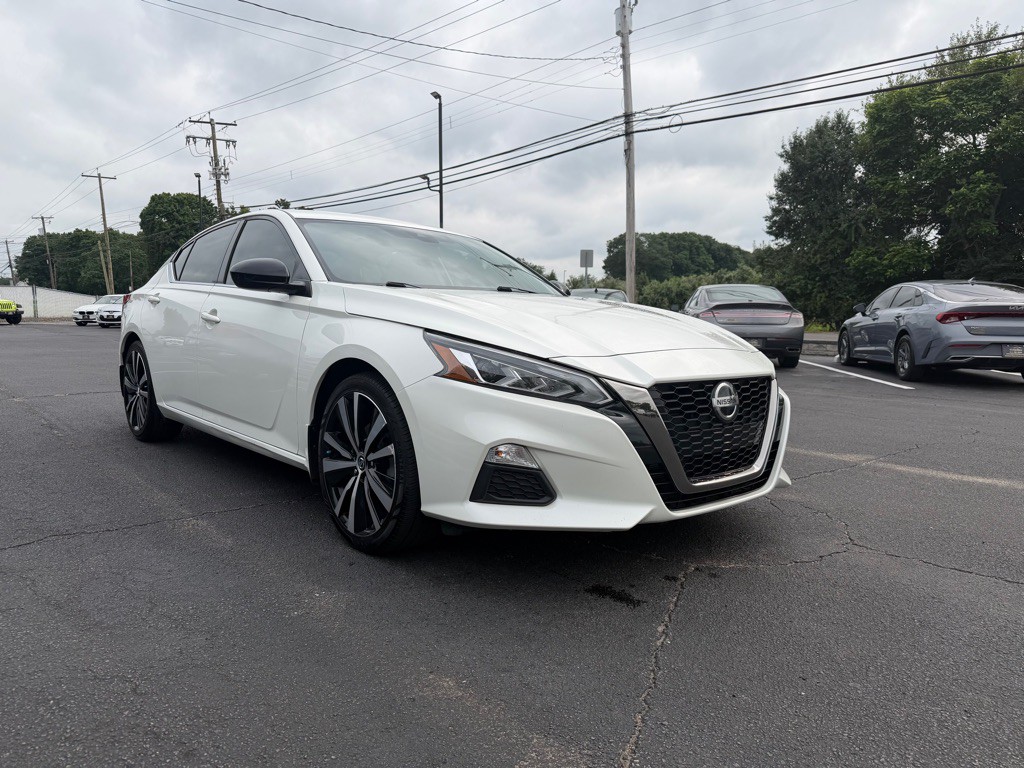 2020 Nissan Altima Image 4