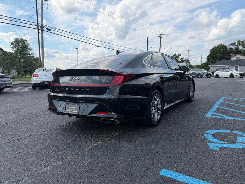 2021 Hyundai Sonata Image 3