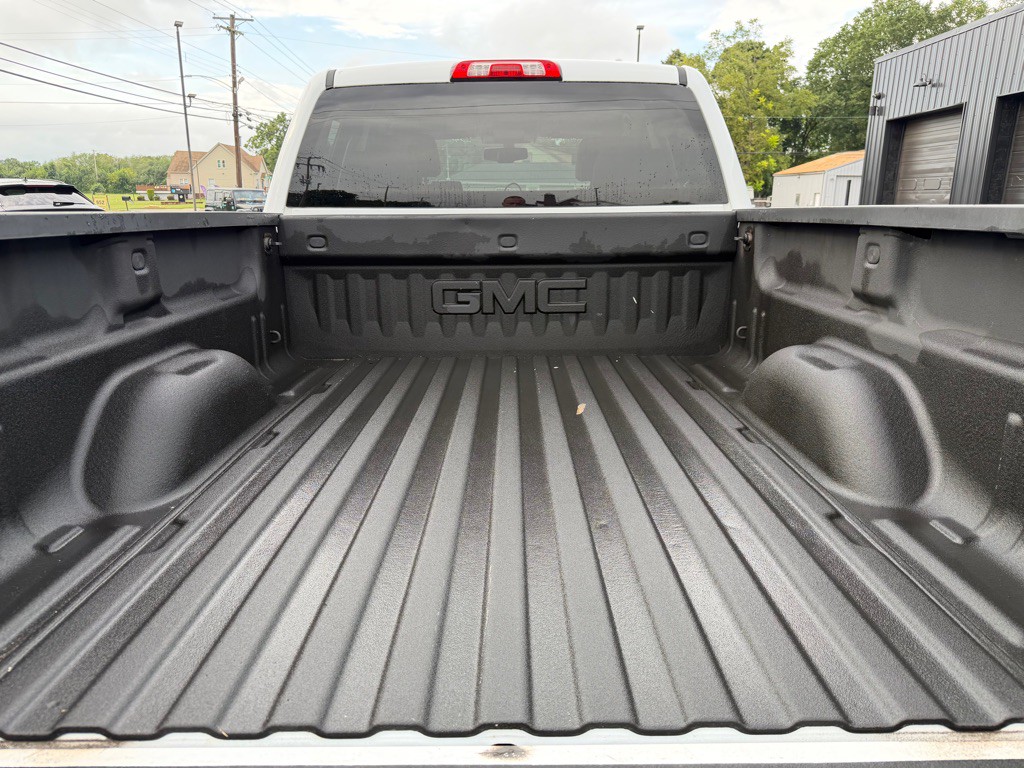 2016 GMC Sierra Image 10