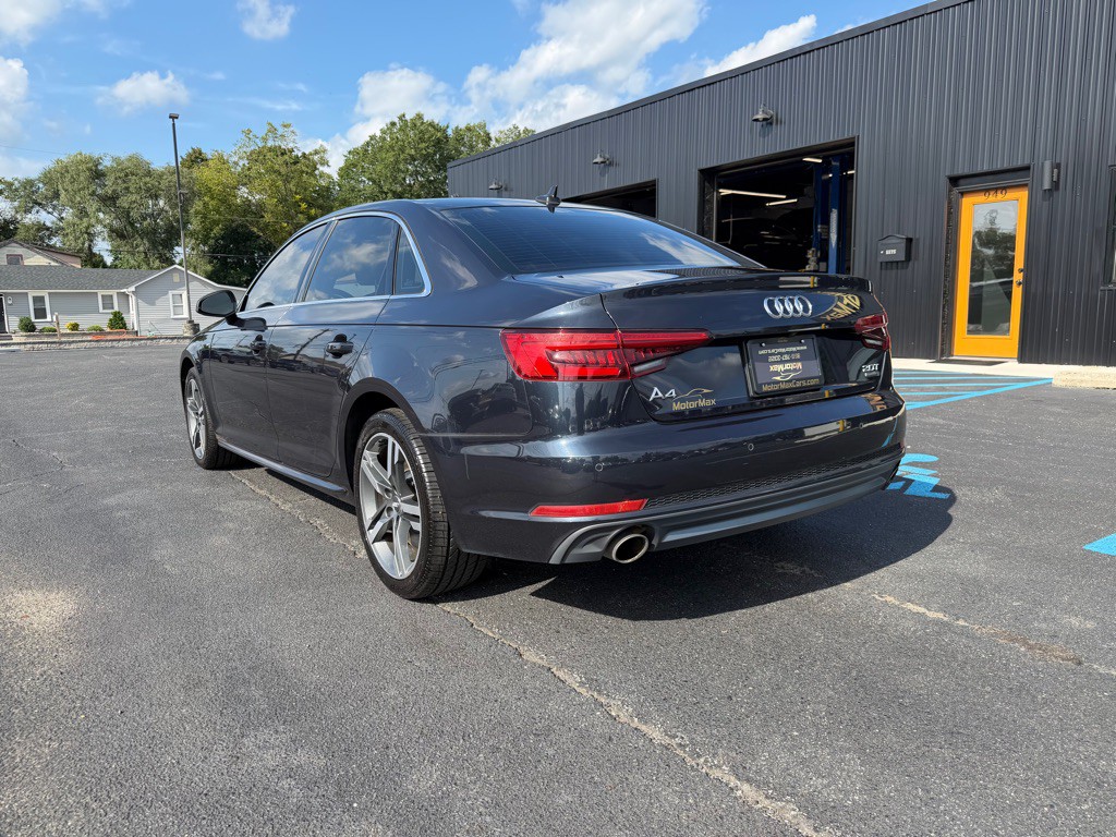 2017 Audi A4 Image 2