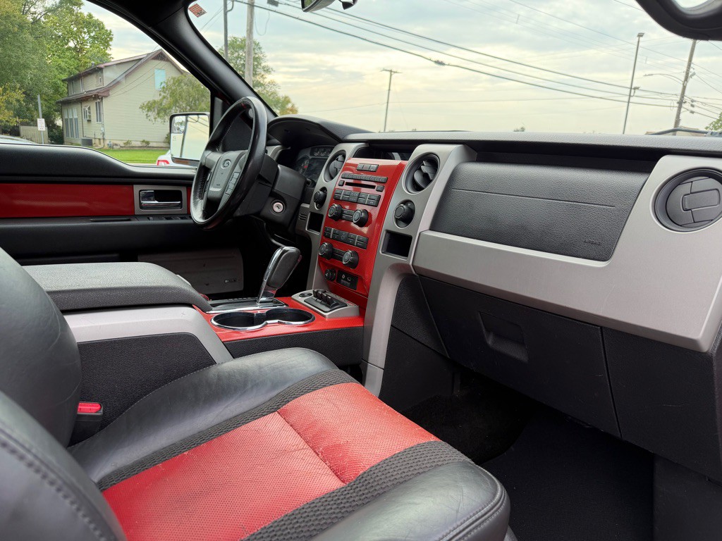2011 Ford F-150 Image 8