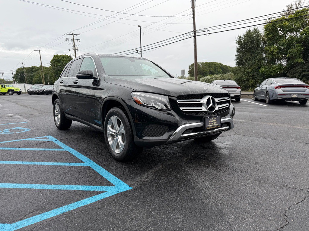 2017 Mercedes-Benz GLC-Class Image 4