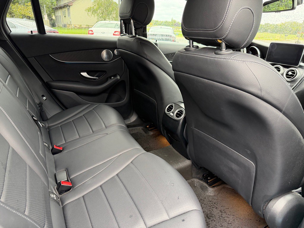 2017 Mercedes-Benz GLC-Class Image 7