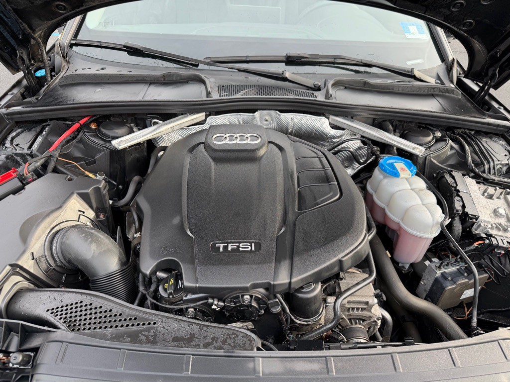 2017 Audi A4 Image 11