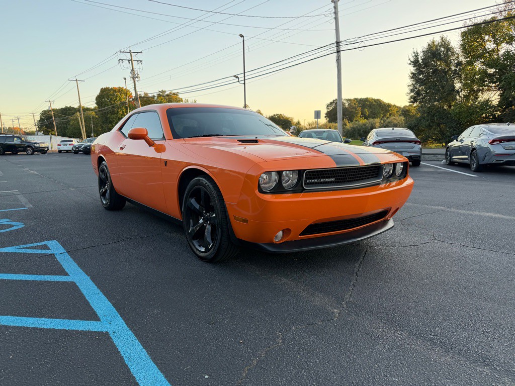 2014 Dodge Challenger Image 4