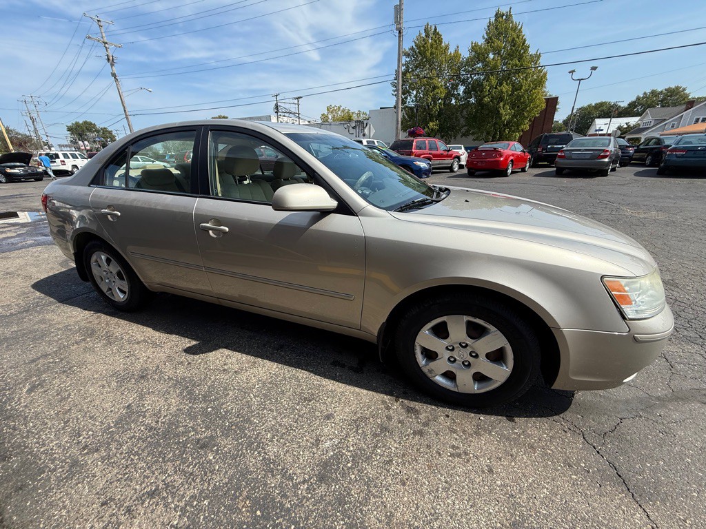 2009 Hyundai Sonata Image 3