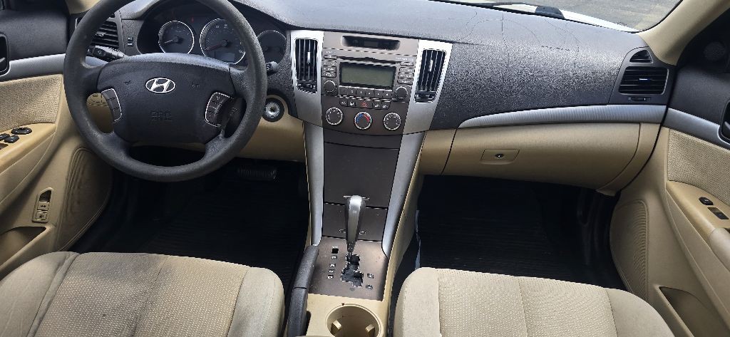 2009 Hyundai Sonata Image 13