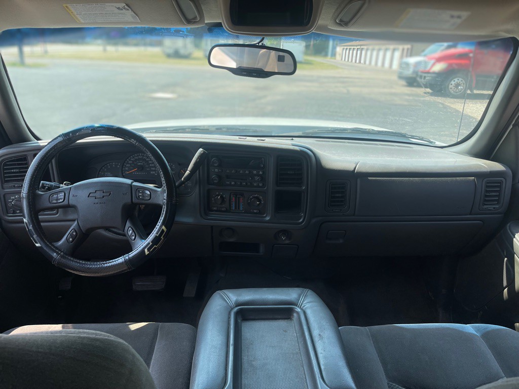 2007 Chevrolet Silverado 1500 Image 3