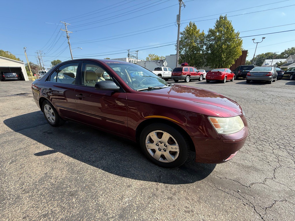 2009 Hyundai Sonata Image 3